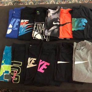 12 kids Nike tshirts (size M, 10/12)